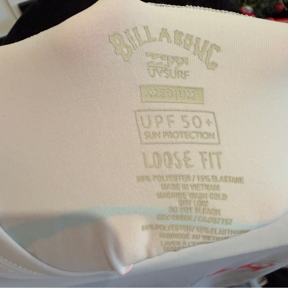 NWT Billabong Rashguard - Picture 4 of 4